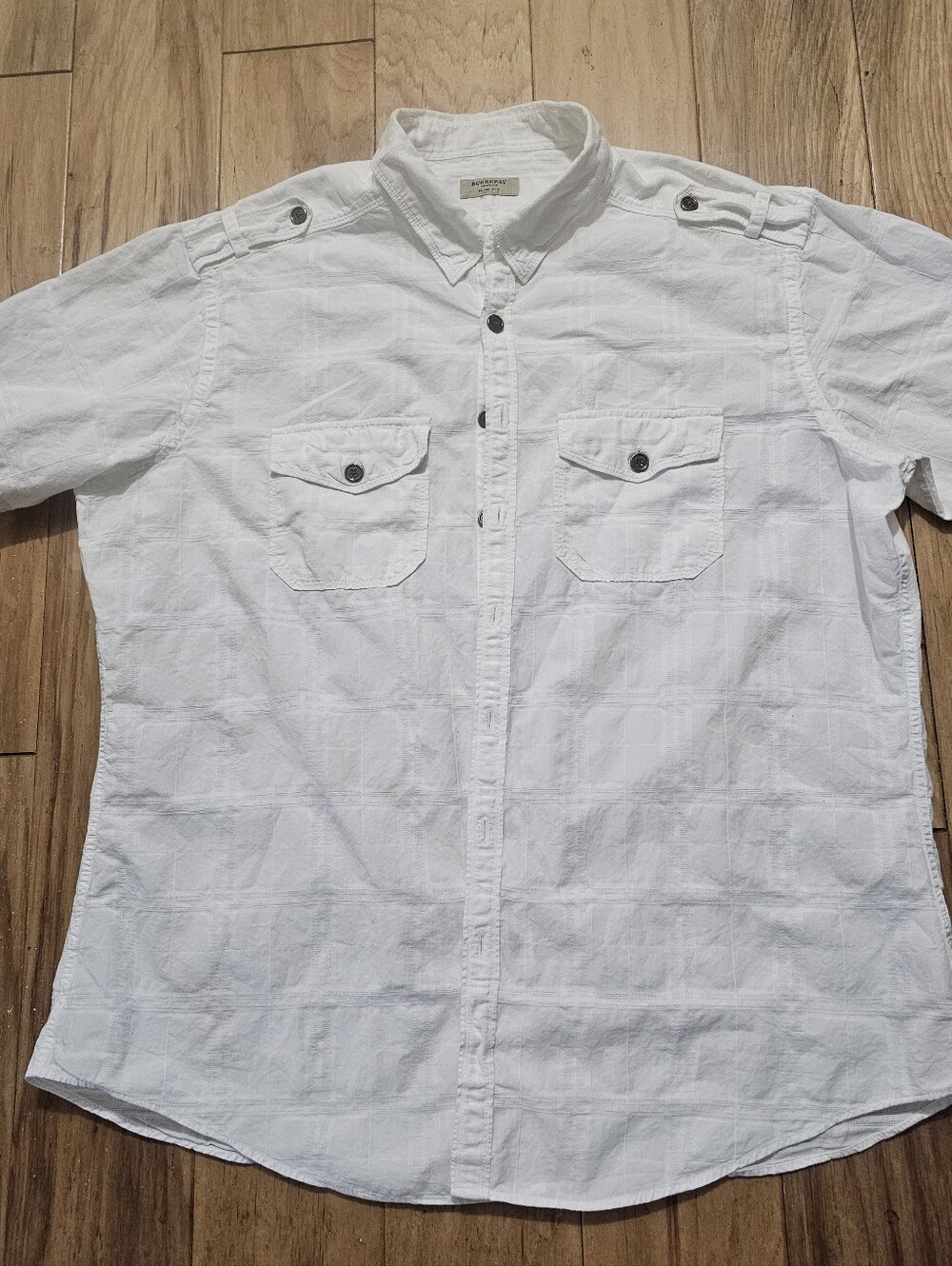 Men's Burberry White Casual Button-Up Shirt with Chest Pockets